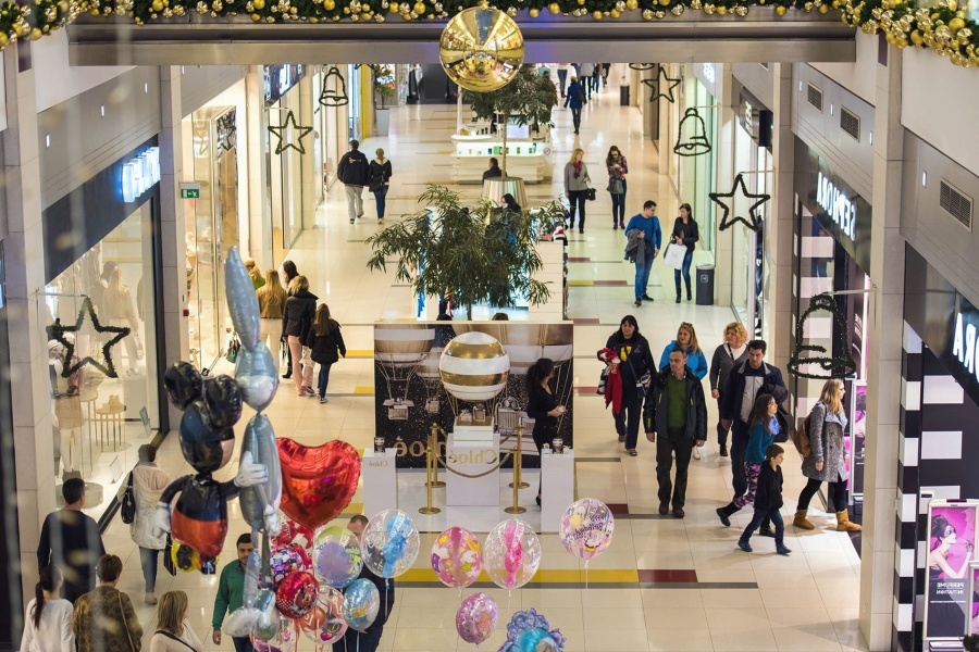 folla-natale-compere